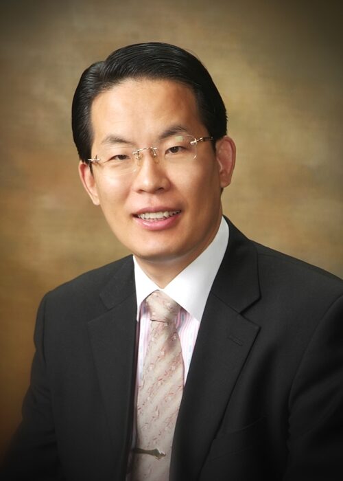 이효상목사사진_1[1].JPG